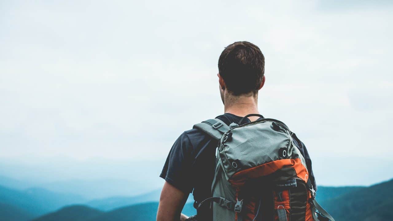 https://digitalhealthbuzz.com/wp-content/uploads/2019/11/hiker-1149877_1920-1280x720.jpg
