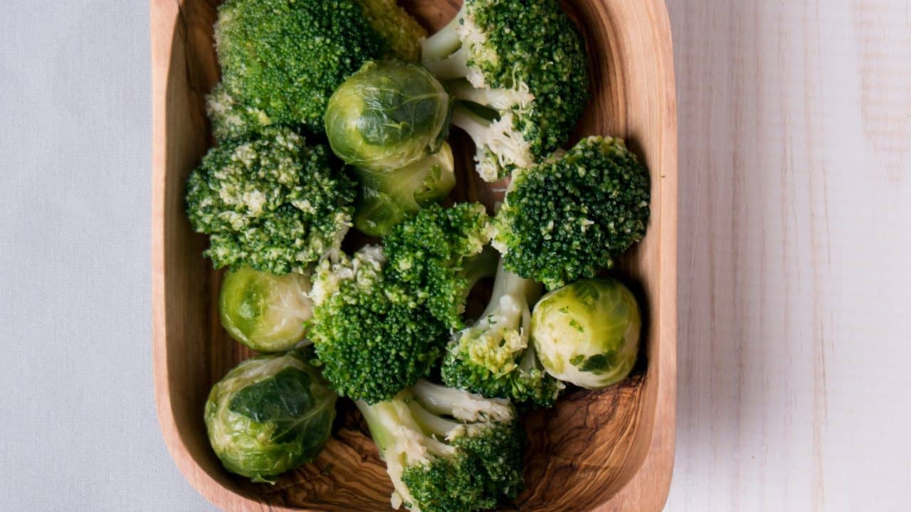 https://digitalhealthbuzz.com/wp-content/uploads/2020/06/bowl-of-vegetables-2280620-1280x720.jpg